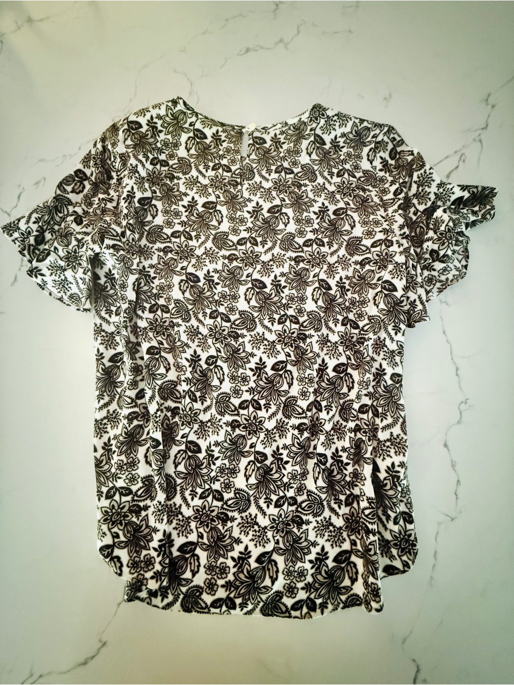 LOFT Black & White Floral Short Sleeve Blouse
